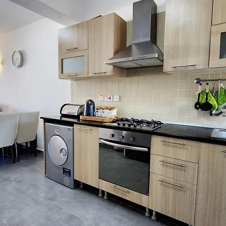 2 Bedroom Ground Floor