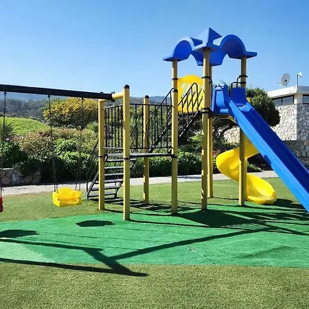 2 Bedroom Ground Floor Kalogrea