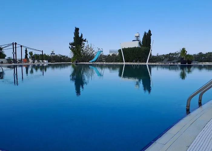 2 Bedroom Ground Floor Apartmán