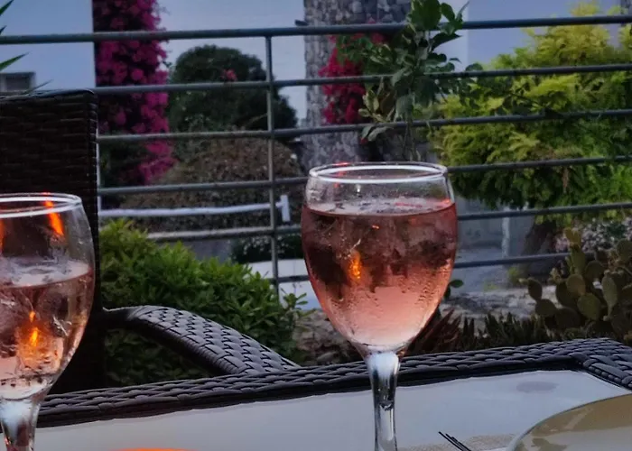 2 Bedroom Ground Floor Apartmán